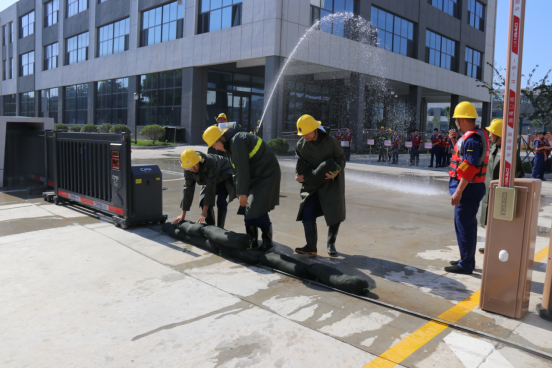 “以‘演’促防 以‘練’備戰(zhàn)”公司保稅區(qū)廠區(qū)開展2024年自然災(zāi)害（防臺風(fēng)、防汛）處置演練活動650.png